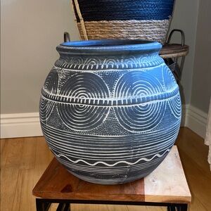 Handcrafted Gray and White Large Ceramic Planter…new, unused